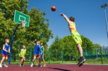 Wie lange geht ein Basketballspiel? (Foto: Adobe Stock-Sergey Novikov)