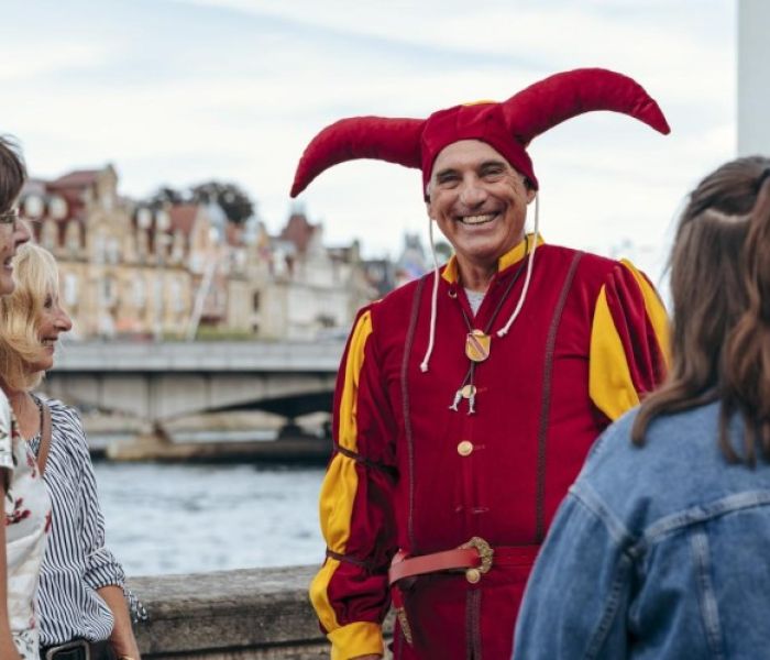 Konstanz-Stadtführung-Fasnacht-Hofnarr-Gruppe (Foto: MTK-Leo-Leister)